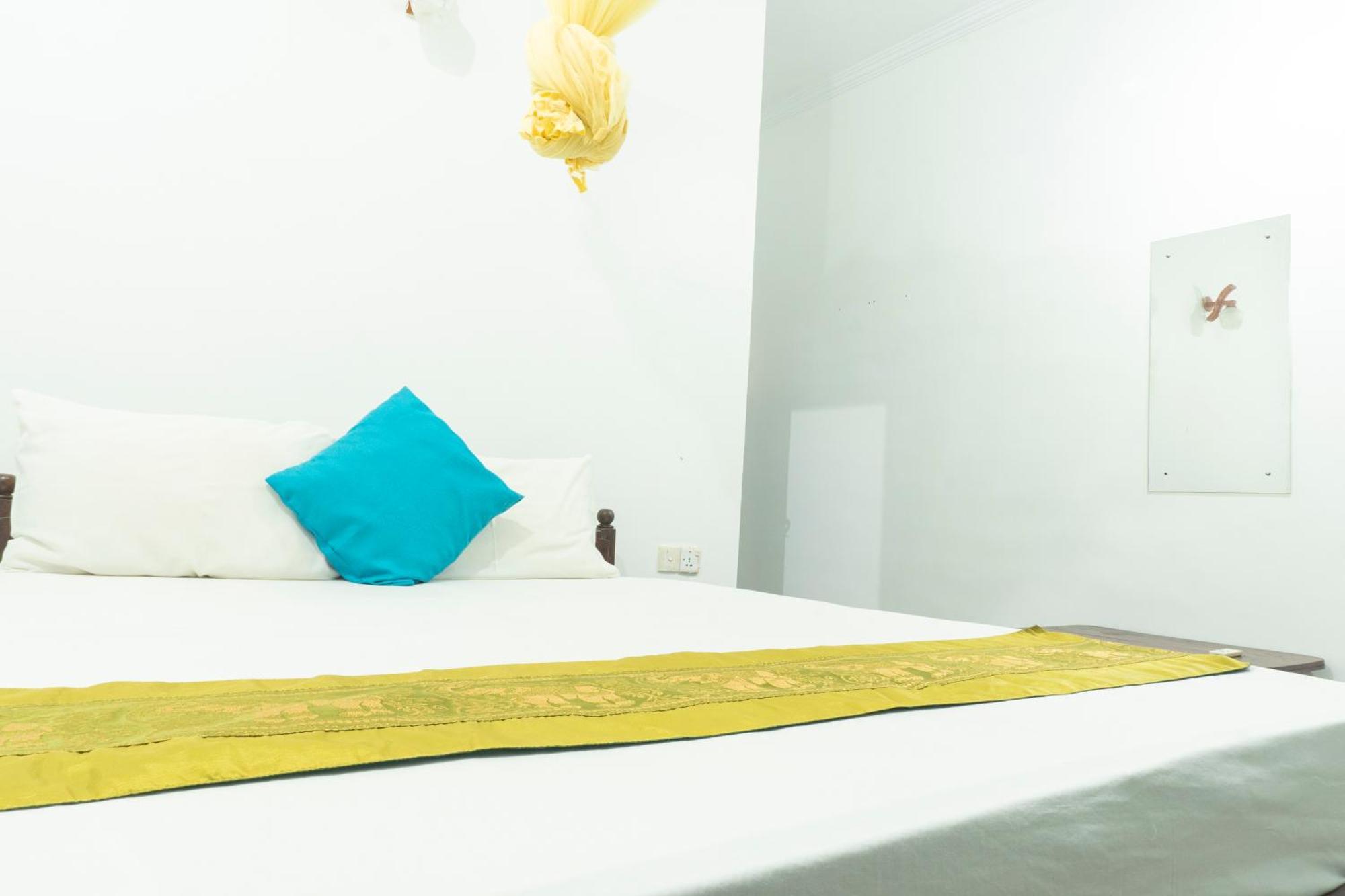 Blumarine Guest House Negombo Exterior photo