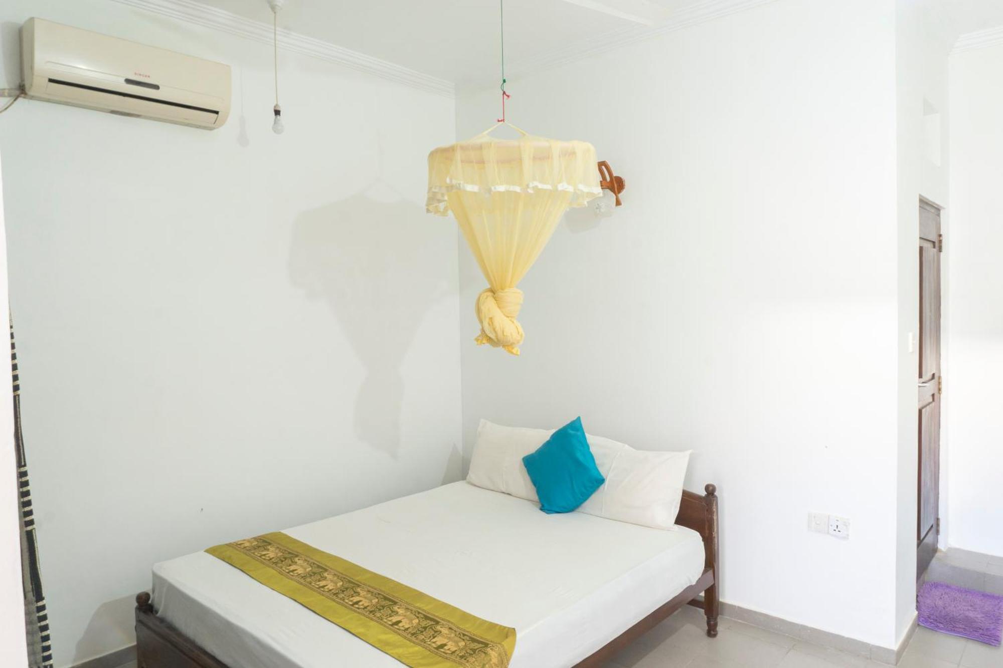 Blumarine Guest House Negombo Exterior photo
